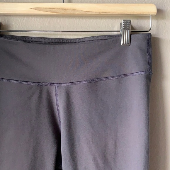 FABLETICS Athletic Gray Crop Leggings - Picture 2 of 5